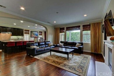 Entertain family and friends in this great space..