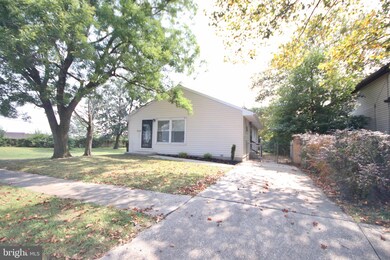 325 Mantua Ave, Paulsboro, NJ 08066 - photo 2