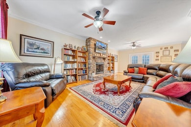 7524 Autumn Park Dr, Roanoke, VA 24018 - photo 2