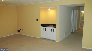 3027 Seven Oaks Place, Falls Church, VA 22042 - photo 5