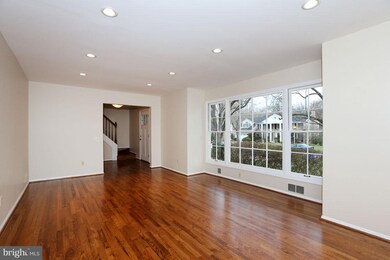 12840 Huntsman Way, Potomac, MD 20854 - photo 4