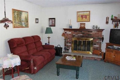 545 Swaggertown Rd, Schenectady, NY 12302 - photo 2