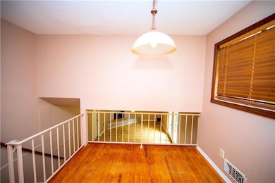 5856 Oakleaf Dr, Stone Mountain, GA 30087 - photo 5