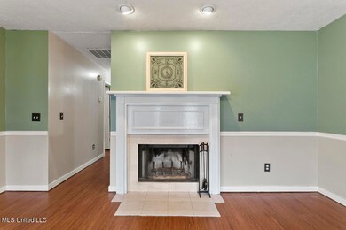 2095 Fox Hill Ln-6