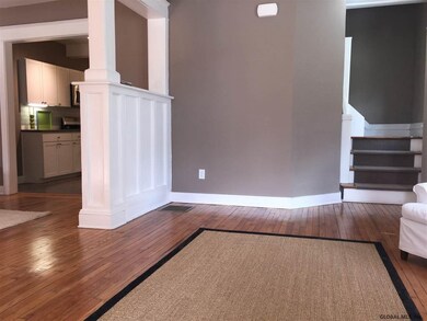 253 Myrtle Ave, Albany, NY 12208 - photo 7