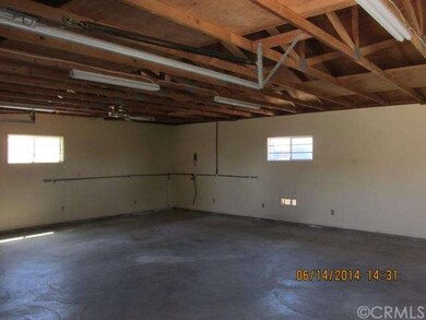 detached garage - plumbed for air compressor