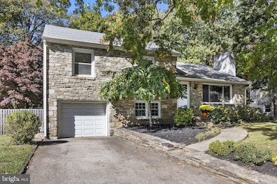 2021 Spring Mill Rd, Conshohocken, PA 19428 - photo 2