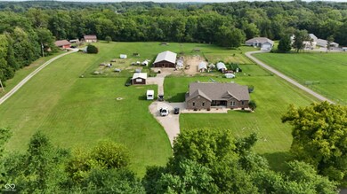 16310 E Main St, Columbus, IN 47203 - photo 3