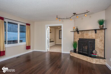 Living Room 5765-FULL