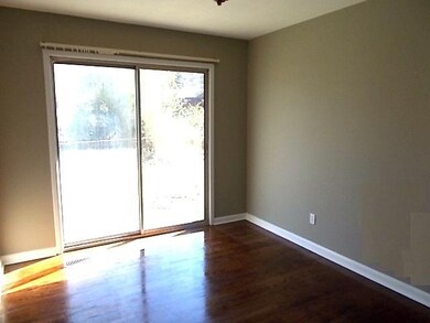 2108 E Willow St, Scottsboro, AL 35768 - photo 7