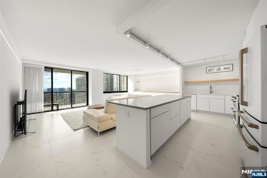 River Ridge unit 25D, Fort Lee, NJ 07024 - photo 3