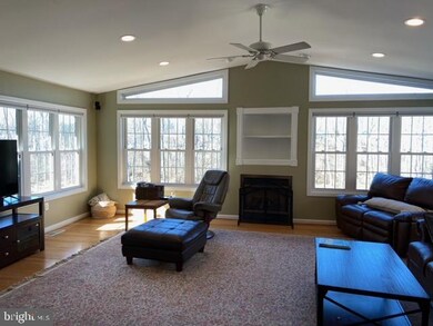 8412 Blakiston Ln, Alexandria, VA 22308 - photo 3