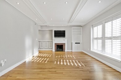 10 Charlesgate E unit 502, Boston, MA 02215 - photo 3