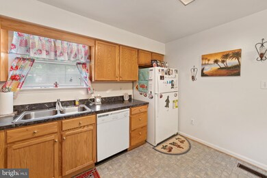 127 Dillard Ct, Front Royal, VA 22630 - photo 5