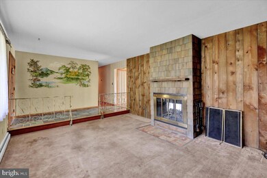 2480 Wilson St, Reading, PA 19605 - photo 7