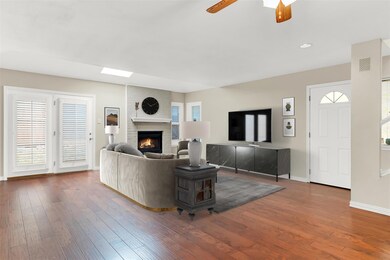 104 Morrow Dr, Bedford, TX 76021 - photo 2