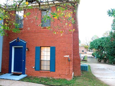 758 Wicklow Place unit B, Ridgeland, MS 39157 - photo 2