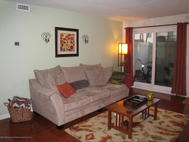 4189 Amboy Rd unit 1A, Staten Island, NY 10308 - photo 3