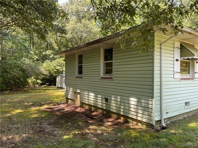 8000 George W Watkins Rd unit B, Quinton, VA 23141 - photo 3