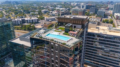 Pullman at Gulch Union unit 909, Nashville, TN 37203 - photo 2