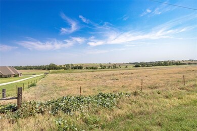 View of local wilderness with a rural view