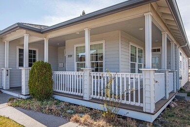 3721 SW Tommy Armour Ln, Redmond, OR 97756 - photo 2