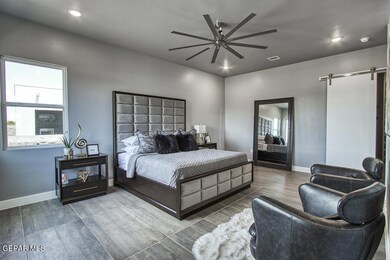 348 N Carolina Dr, El Paso, TX 79915 - photo 4