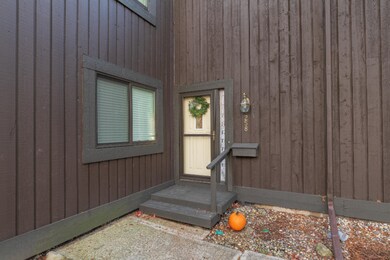 258 Dunbarton Ct-5