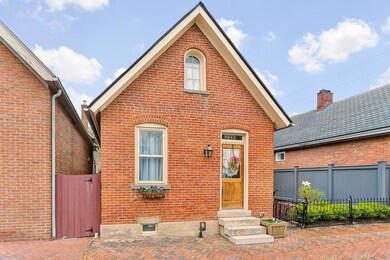 543 Mohawk St