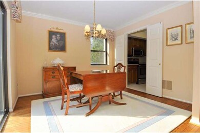 512 Foxwood Ln, Paoli, PA 19301 - photo 4