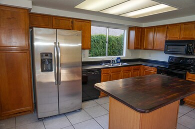 2386 W Park-32