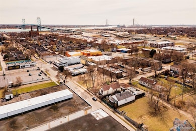 1761 18th St, Detroit, MI 48216 - photo 5