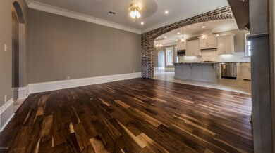 B3Living Room 3