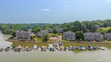 9817 Emerald Point Dr unit 7, Charlotte, NC 28278 - photo 5