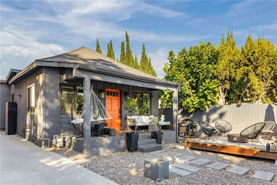 Same photo in the day time.