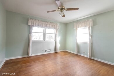 1492 Cindy Ln, Des Plaines, IL 60018 - photo 6