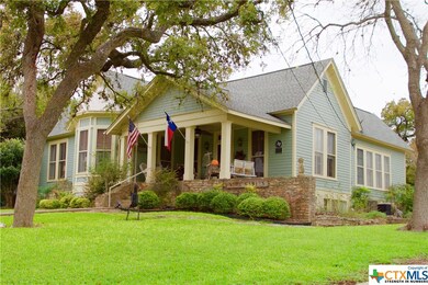 702 Burleson St, San Marcos, TX 78666 - photo 2