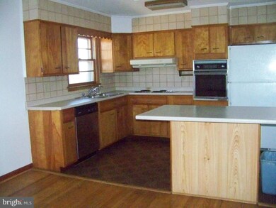 6621 Beddoo St, Alexandria, VA 22306 - photo 4