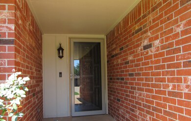 3313 3313 Kristin Ln, Duncan, OK 73533 - photo 4