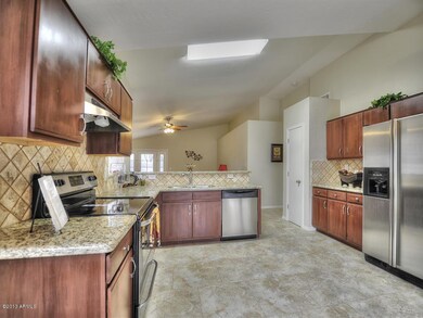 006_Kitchen