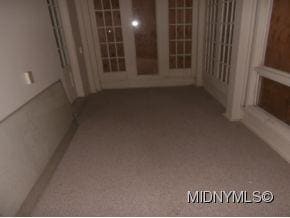 ENCLOSED SUN PORCH