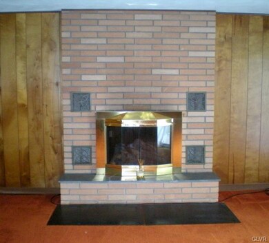 4717 Chestnut Hill Rd, Center Valley, PA 18034 - photo 7