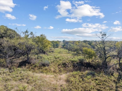 847 Barry Rd, Henrietta, TX 76365 - photo 4