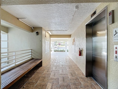 839 Wexford Blvd unit 839, Venice, FL 34293 - photo 7