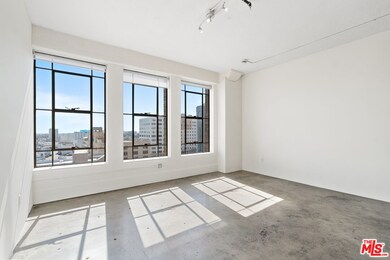 Textile Building Lofts unit 903, Los Angeles, CA 90014 - photo 2