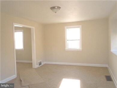 551 Holmes Rd, Morton, PA 19070 - photo 5