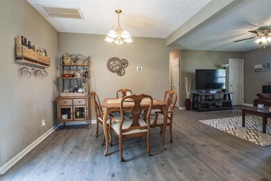 102 Stonefield Cir, Shelbyville, TN 37160 - photo 5