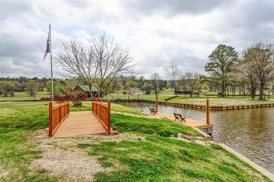 169 N Forest Dr, Huntsville, TX 77340 - photo 5