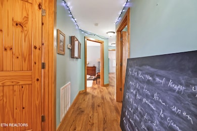 75 Linger Lake Ln, Crossville, TN 38571 - photo 5