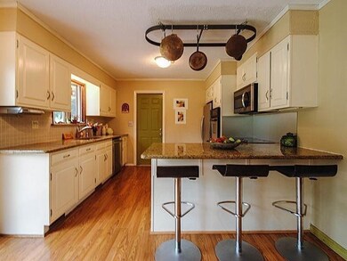 Photo 7